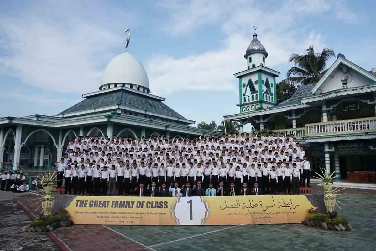 Concepts Islamic Education Pesantren Darussalam Gontor