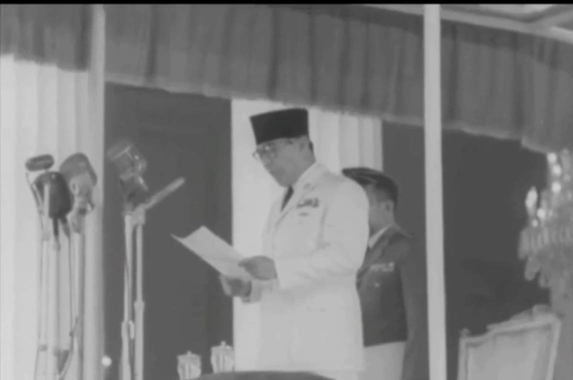 awal dimulainya demokrasi terpimpin indonesia