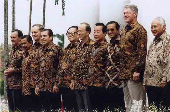 Batik Sebagai Identitas Budaya Bangsa Indonesia