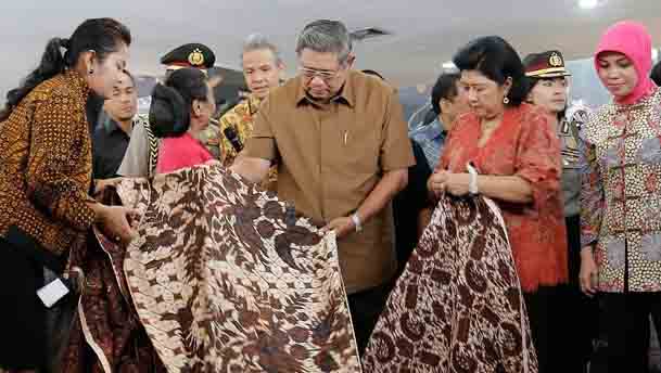 Batik Sebagai Identitas Budaya Bangsa Indonesia