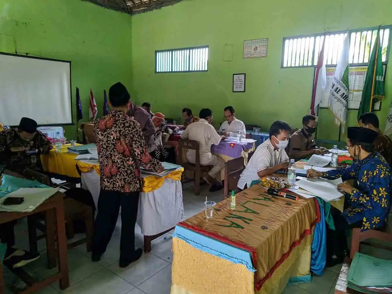 Pemberkasan Dana Bos Madrasah Oleh Kemenag Kab Demak 6907