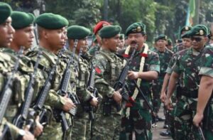 Perbedaan Pendapat Pada TNI - Rangkuman Buku Kepemimpinan ABRI