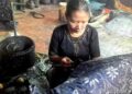 The Role of Women Makes Batik in Pati - Finish